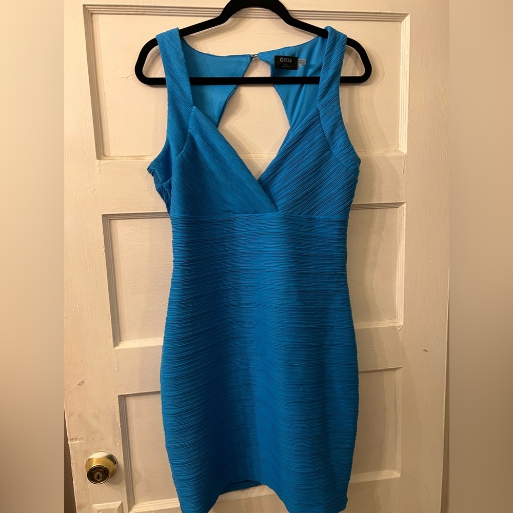Gorgeous dress!